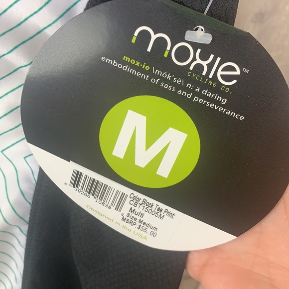 NWT Moxie Cycling Black White Colorblock Tee size Medium - Picture 9 of 11